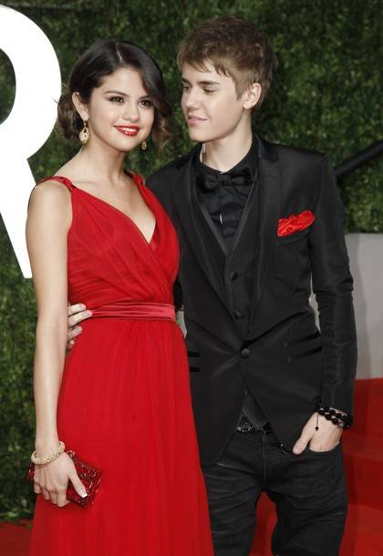 Selena-Gomez-Justin-Bieber-Red-Carpet