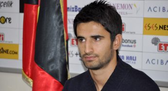 Galatasaray Alper İle El Sıkıştı