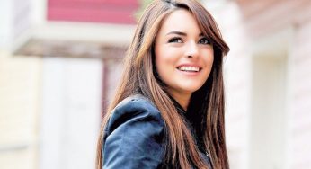 Ezgi Mola Kimdir?