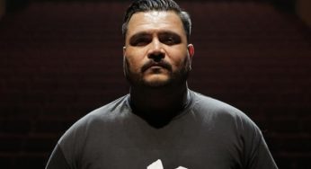 Yener Çevik Kimdir?