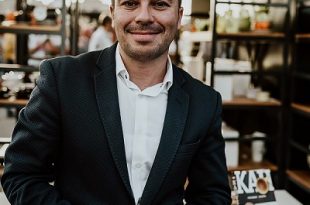 cenk r girginol kimdir